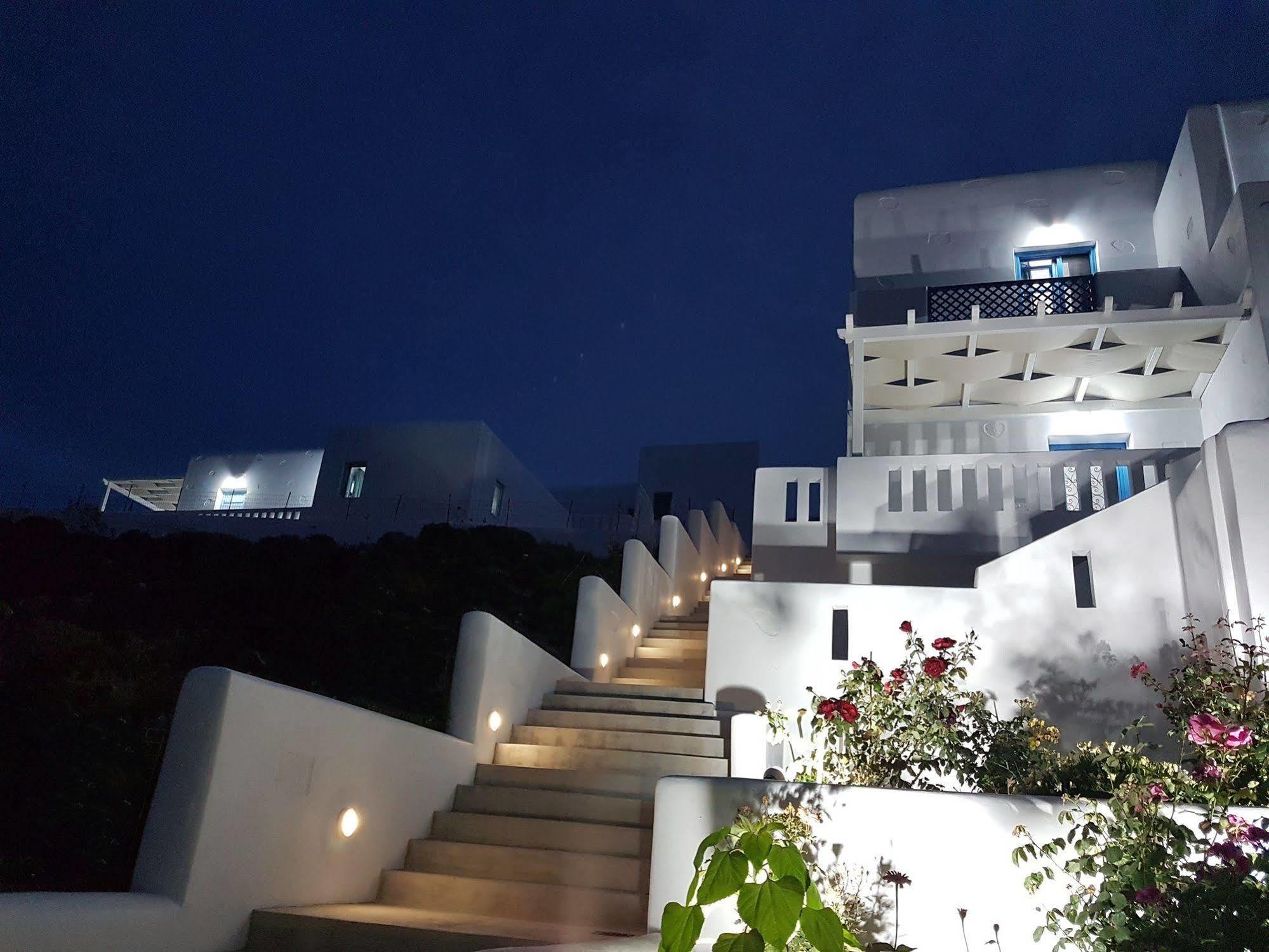 Aegean Sea Villas Livadi  Exterior photo