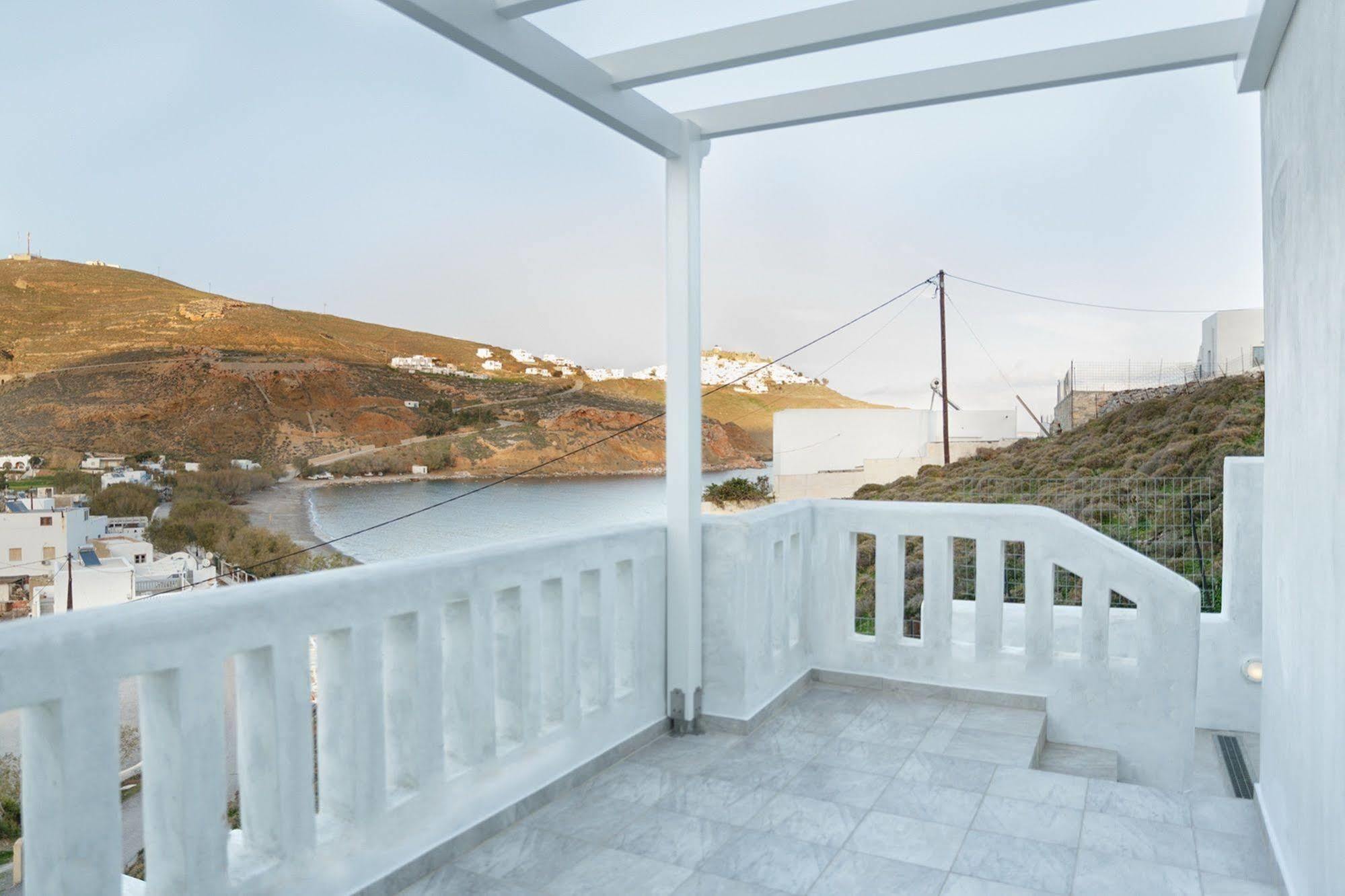 Aegean Sea Villas Livadi  Exterior photo