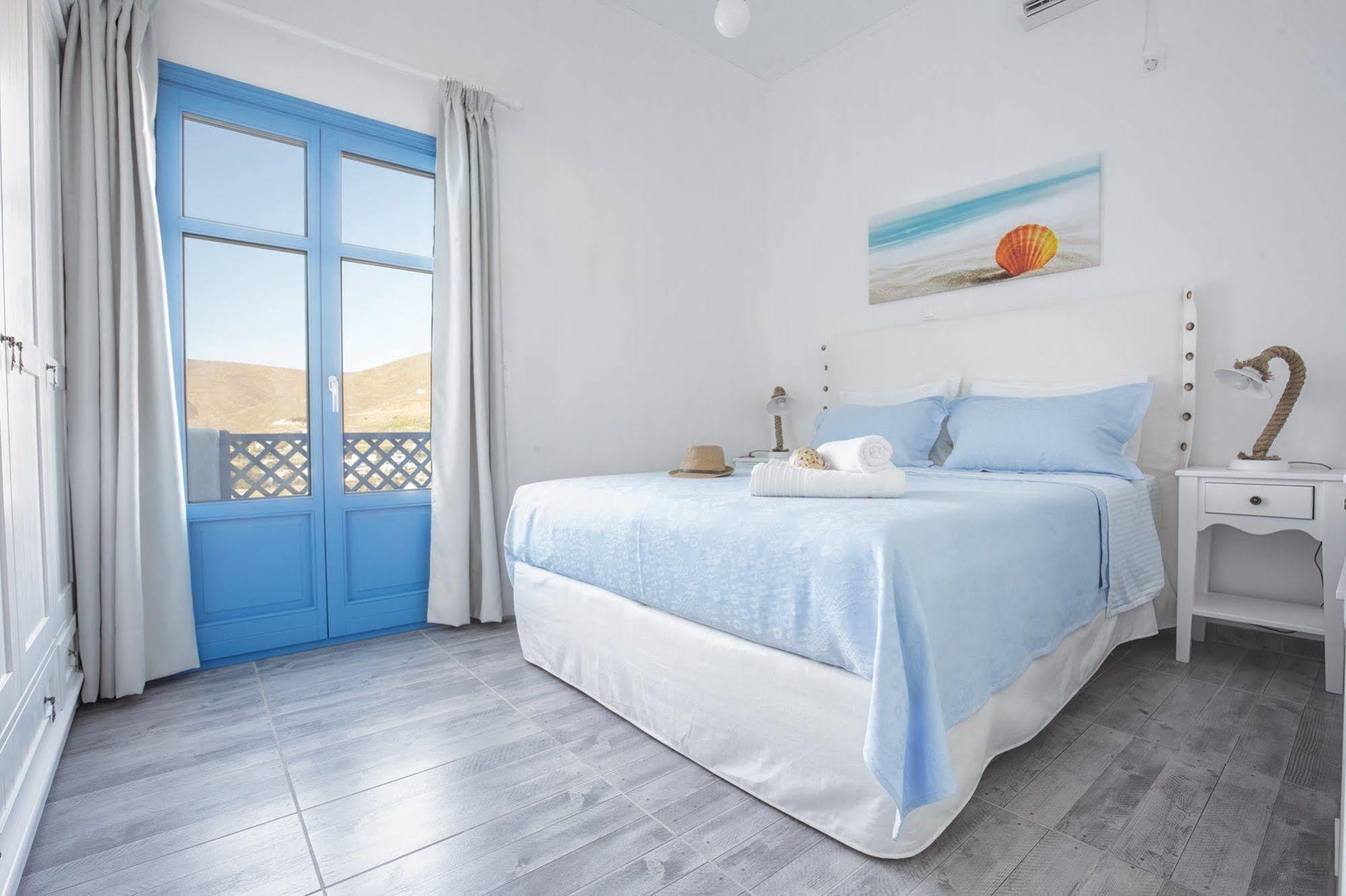 Aegean Sea Villas Livadi  Exterior photo